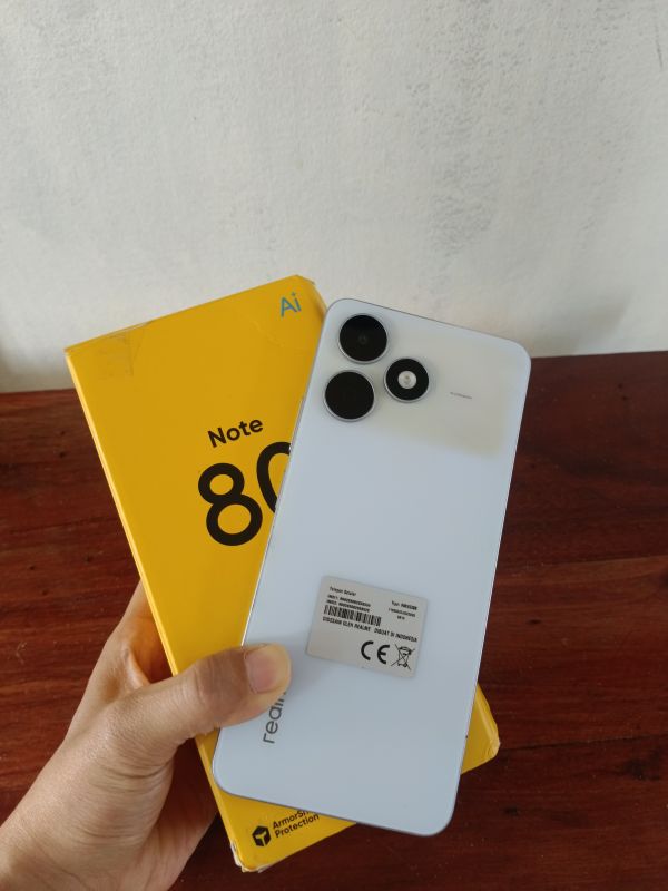 Realme note 80