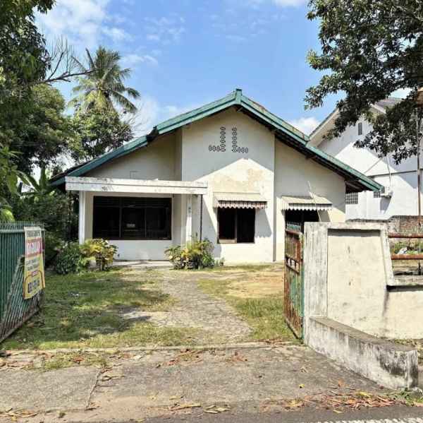 Rumah SHM Strategis untuk dibuat penginapan atau kos2an